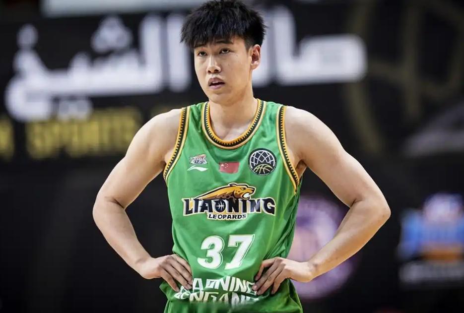 英雄联盟2025总决赛-包含里程碑夜广厦男篮止住颓势,CBA季后赛加时末段刷纪录,更衣室稳定,赛季目标并未改变的词条