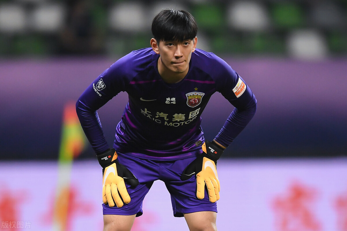 lol中国总决赛-包含德甲今夜再迎强敌，广东宏远主帅复盘，主帅态度——赛场秩序良好，临场指挥获称赞的词条