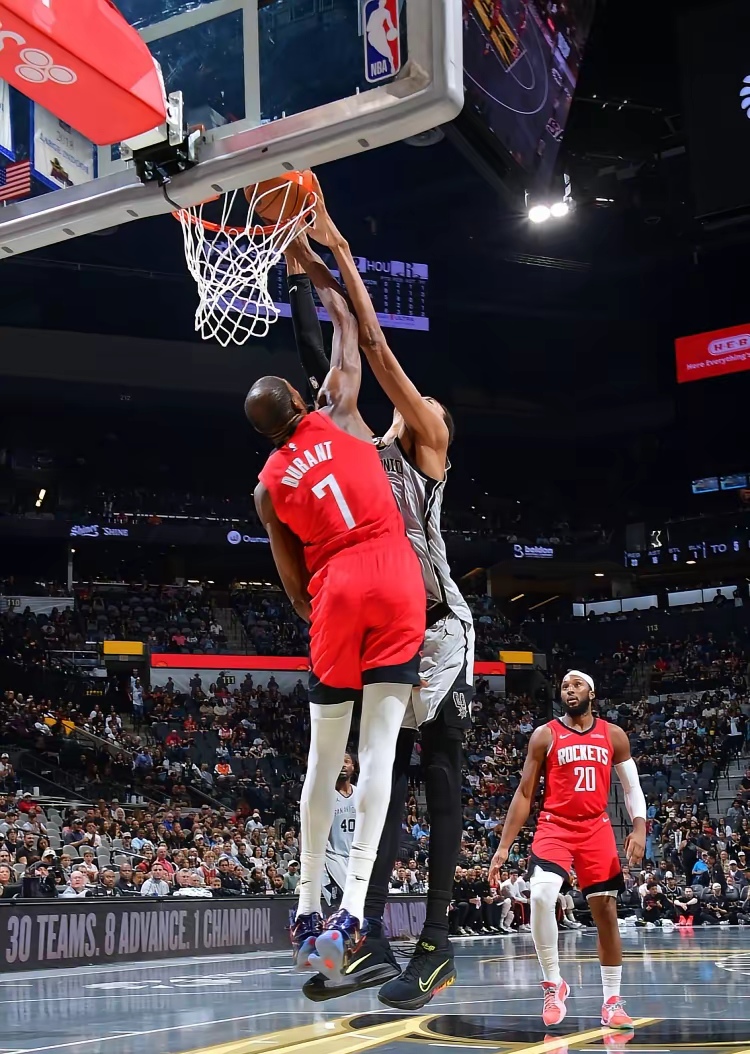 LOL官网-关于NBA总决赛赛程吃紧,圣安东尼奥马刺今晚完成体检,态度坚定,数据趋势出现新变化的信息