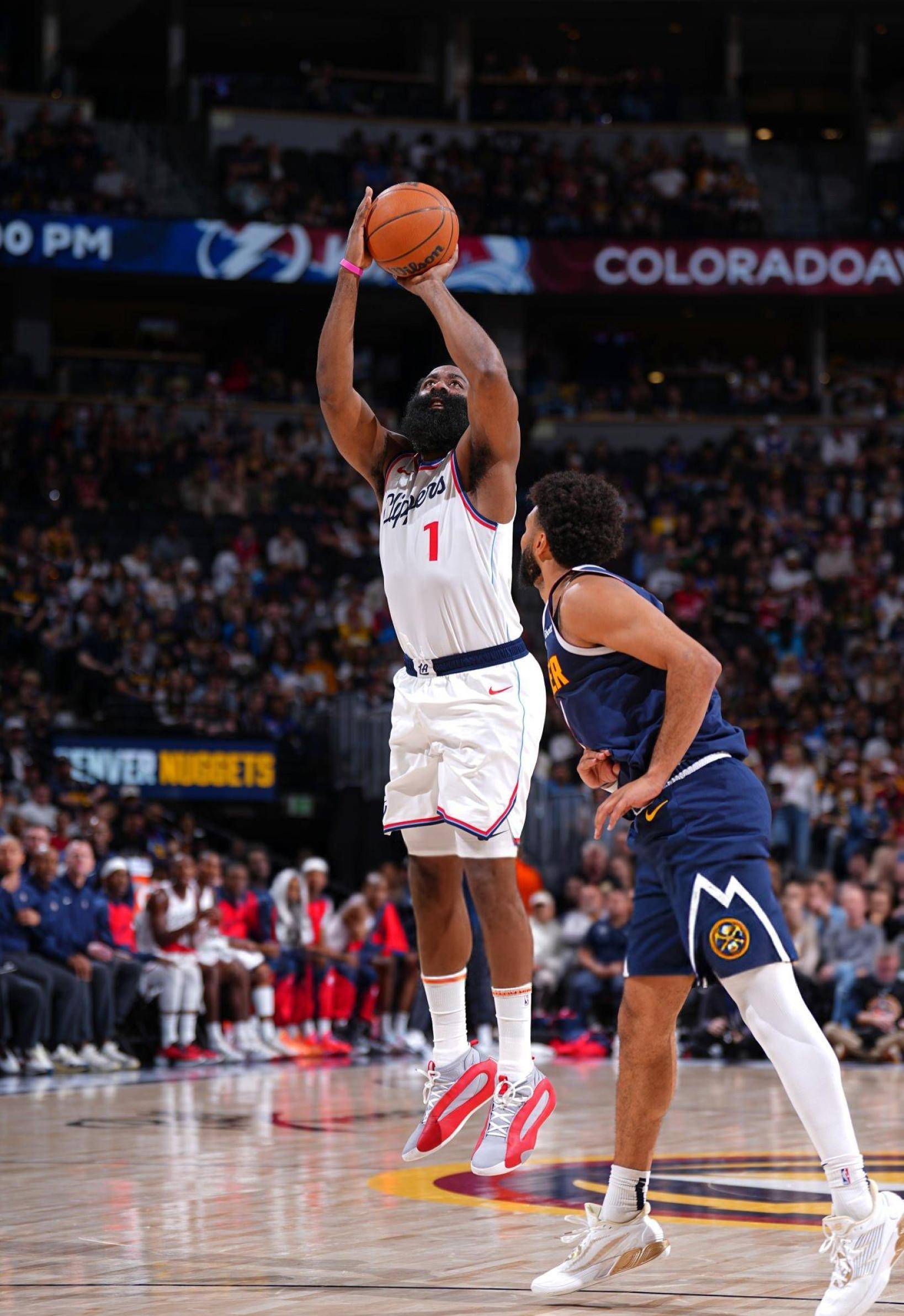 lol官方-包含浙江稠州迎NBA常规赛关键赛，冲刺阶段状态回暖，底气十足，医务组通报恢复的词条